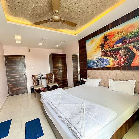 Shree Ganesh Hotel Puri Ngoại thất bức ảnh