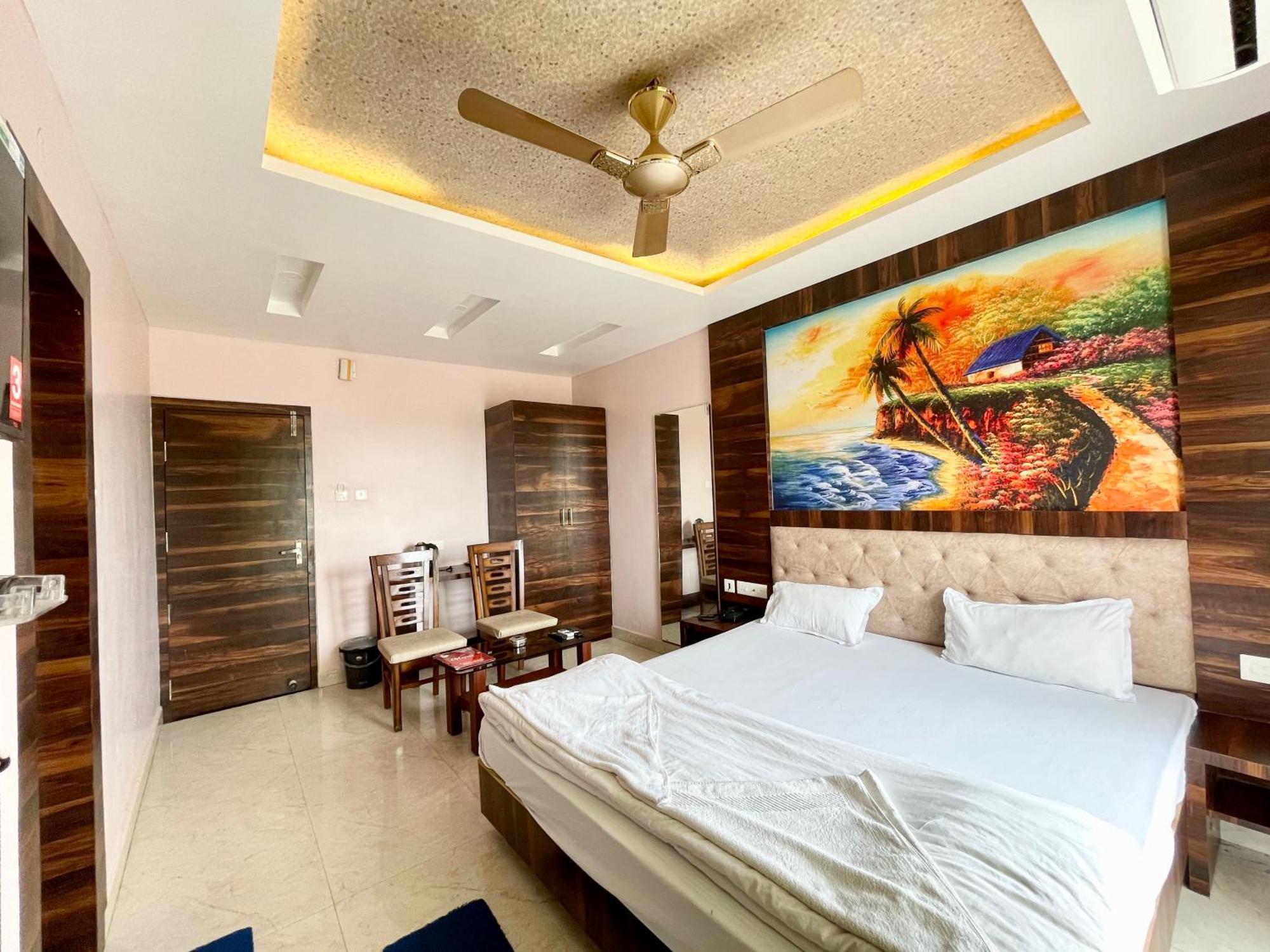 Shree Ganesh Hotel Puri Ngoại thất bức ảnh